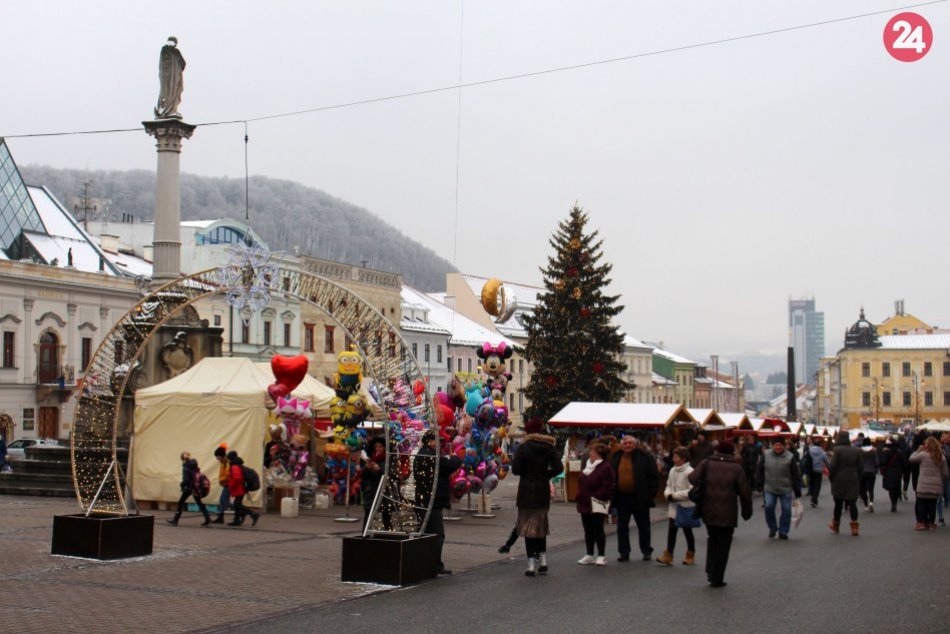 Ilustračný obrázok k článku Bystrických poslancov neobmäkčila ani petícia. Miestne dane budú vyššie