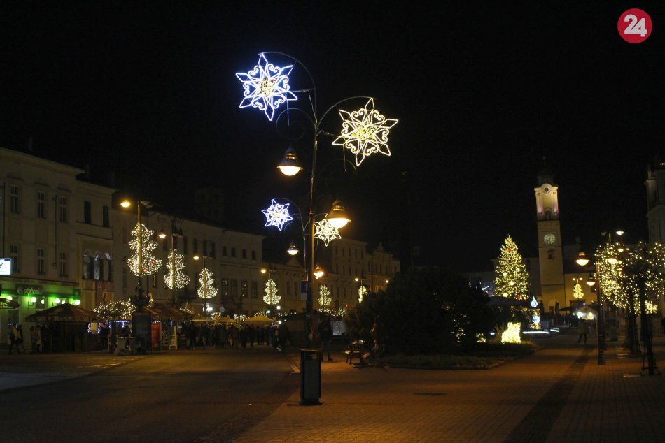 Ilustračný obrázok k článku Niekoľko žúrov aj sánkovačka Bystričanov. Vianočný týždeň nemusíte presedieť iba doma