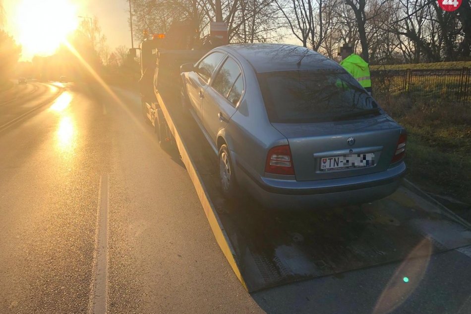 Ilustračný obrázok k článku Prípad zo Štefánikovej ulice: Juraj (56) z Trenčína skončil v cele, FOTO