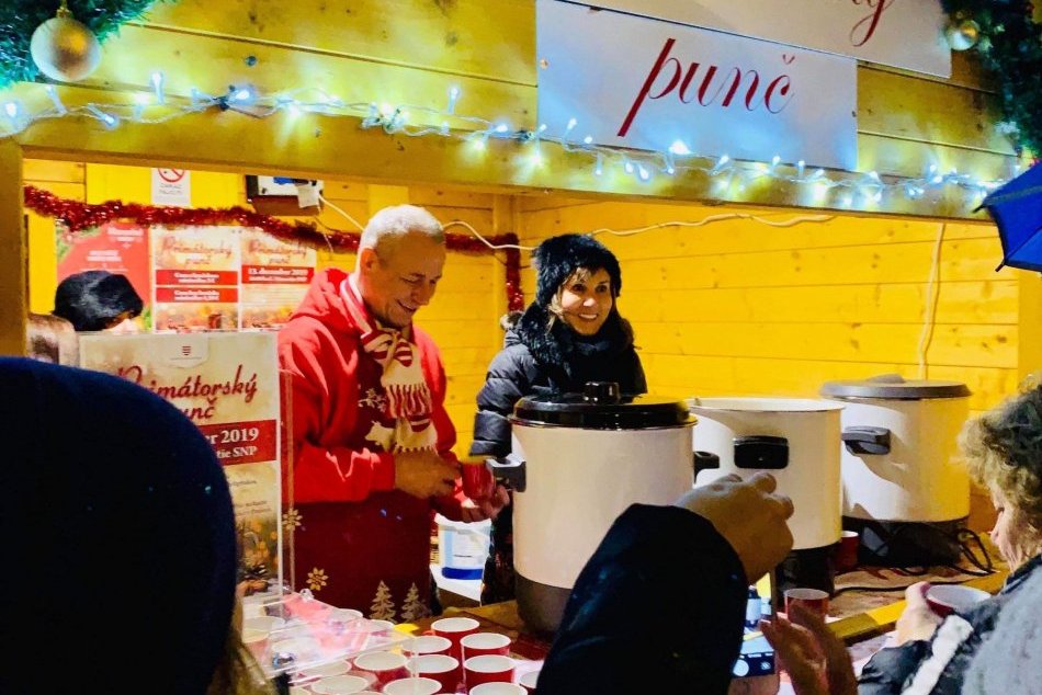 Ilustračný obrázok k článku Primátorský punč čaká ZMENA programu: V Bystrici zaspieva aj VÍŤAZKA SuperStar