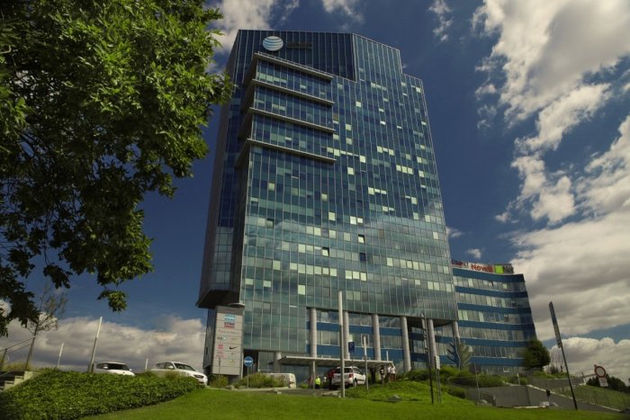 Ilustračný obrázok k článku Pri Kuchajde vyrastie ďalší kancelársky vežiak