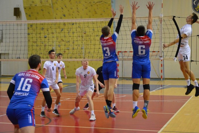 Ilustračný obrázok k článku Ďalšie víťazstvá humenských volejbalistov: Kalendárny rok ukončili na prvej priečke