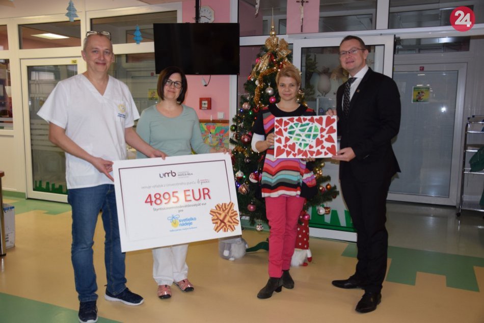 Ilustračný obrázok k článku UMB odovzdala Svetielku nádeje výťažok z Univerzitného punču. Na čo bude použitý?