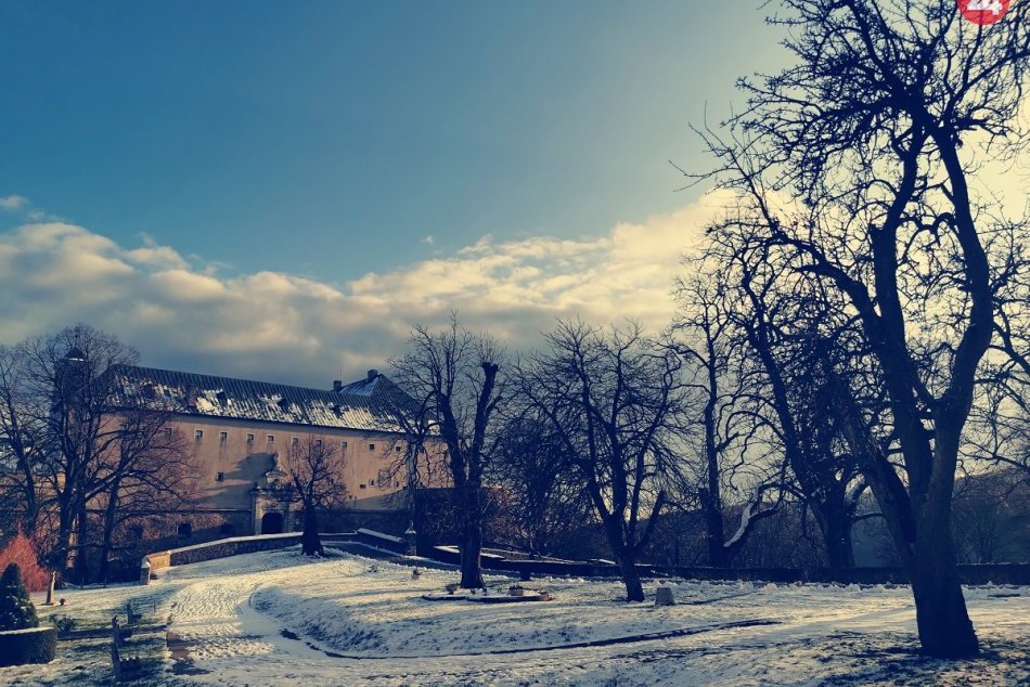 Ilustračný obrázok k článku Rozprávková návšteva: Snehová kráľovná zavíta na Červený kameň