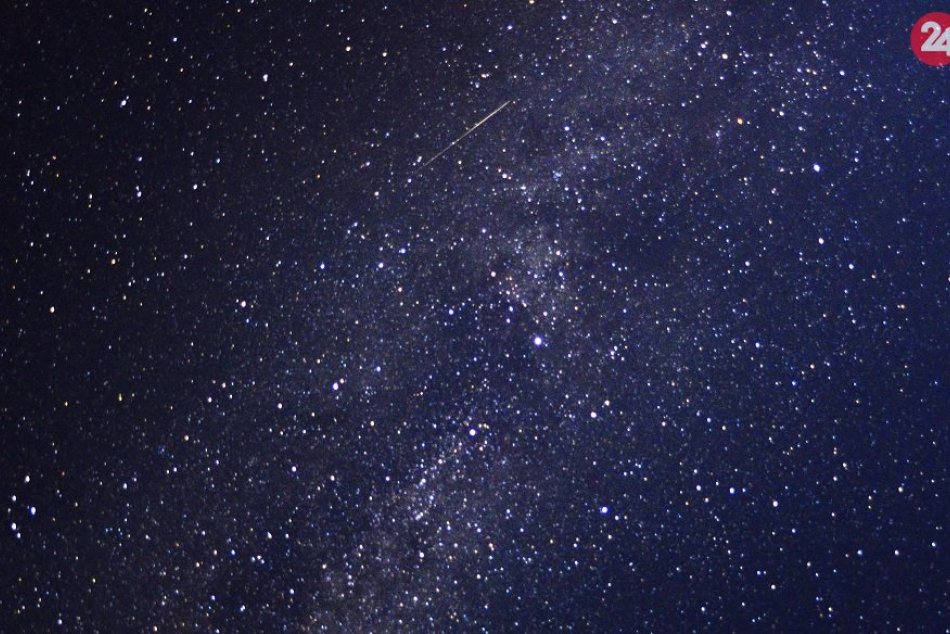 Ilustračný obrázok k článku Želajte si niečo! Obloha bude posiata padajúcimi hviezdami