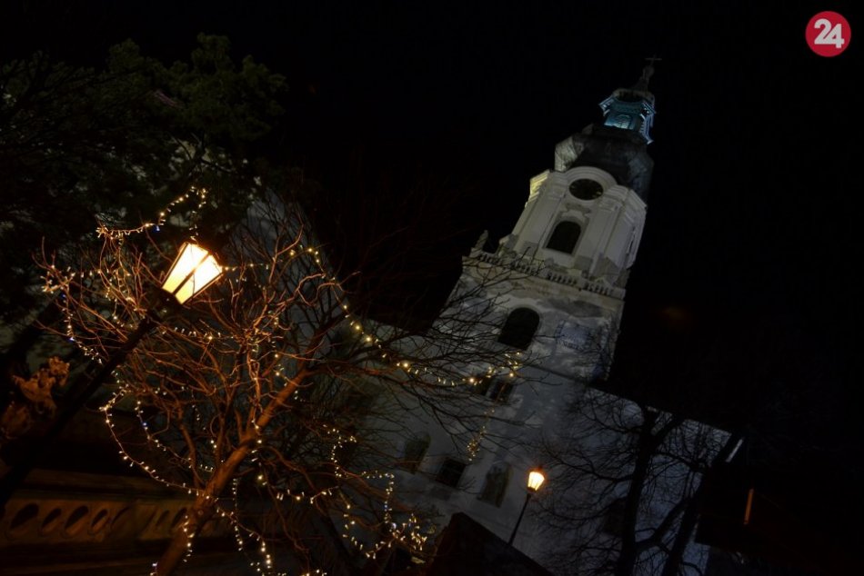 Ilustračný obrázok k článku ADVENT na Nitrianskom hrade: Výstavy, koncerty, TRH aj ŽIVÉ ovečky