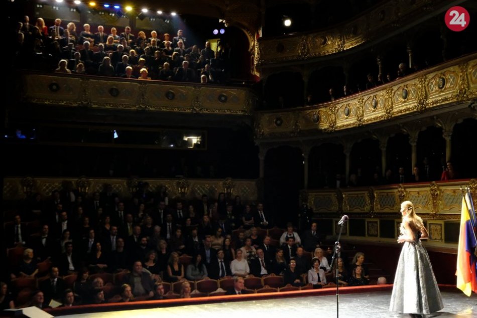 Ilustračný obrázok k článku Najvyššie verejné ocenenia v rukách Michalovčanov: Ceny pre výnimočné osobnosti, FOTO