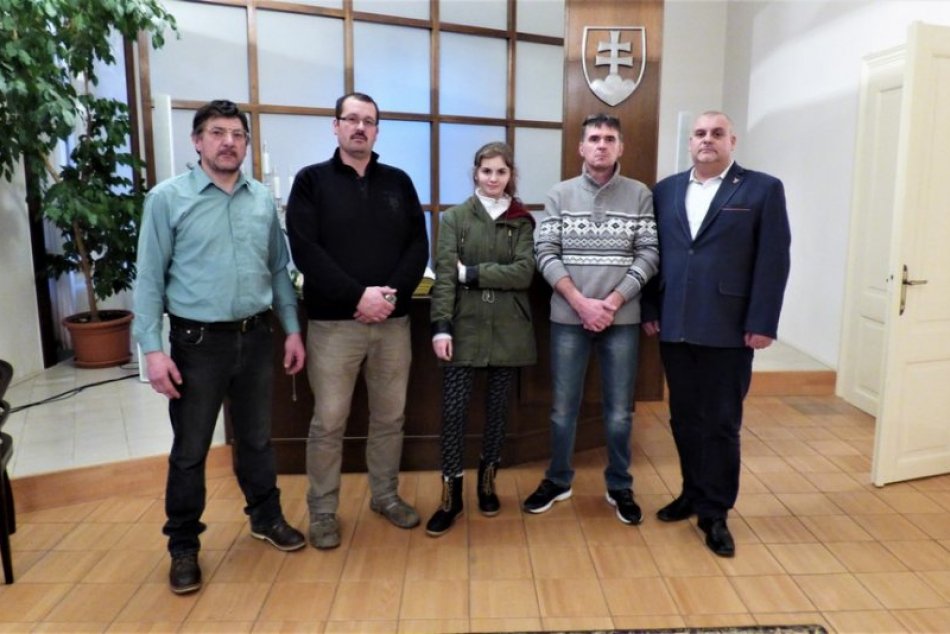 Ilustračný obrázok k článku Krásne gesto neostalo bez povšimnutia ani v Dobšinej: Ocenili bezpríspevkových darcov krvi, FOTO