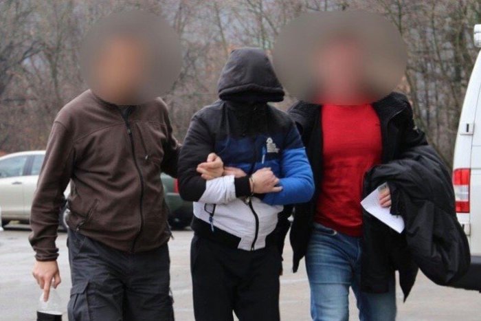 Ilustračný obrázok k článku Bystričan Peter čelí závažnému obvineniu: Mladé dievčatá mali byť obeťami sexuálnych deliktov