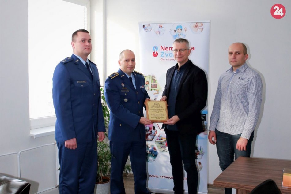 Ilustračný obrázok k článku Nemocnica Zvolen dostala ocenenie. Ušlo sa jej od profesionálnych vojakov, FOTO