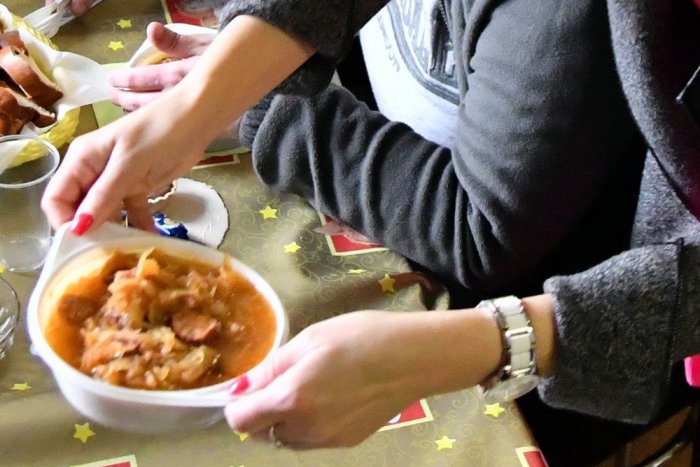 Ilustračný obrázok k článku Na bystrických bezdomovcov sa nezabudlo ani v čase pandémie: Dostanú Dračí dych