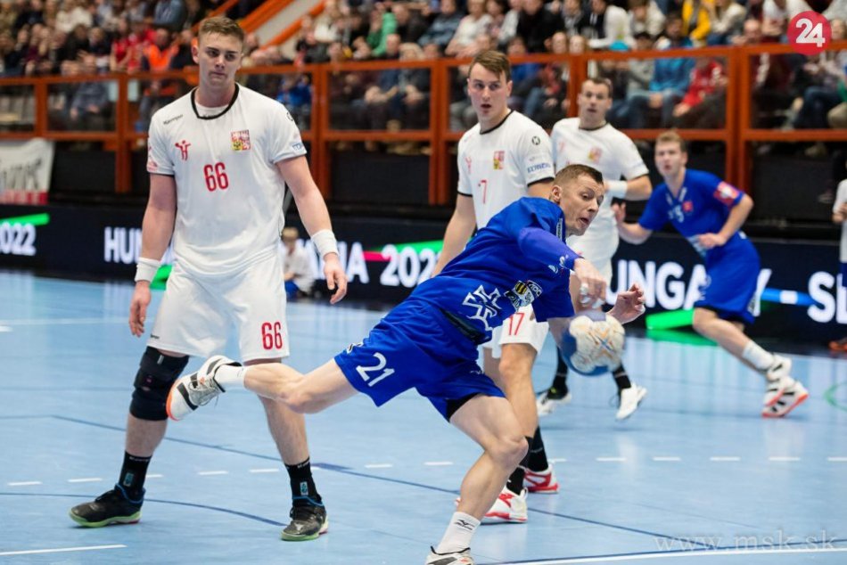 Ilustračný obrázok k článku Prestížne derby vyhrali Slováci: Pomohla aj plná považskobystrická hala, FOTO