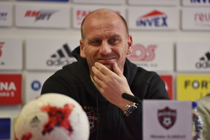 Ilustračný obrázok k článku Miroslav Karhan s novým klubom: Povedie účastníka druhej ligy