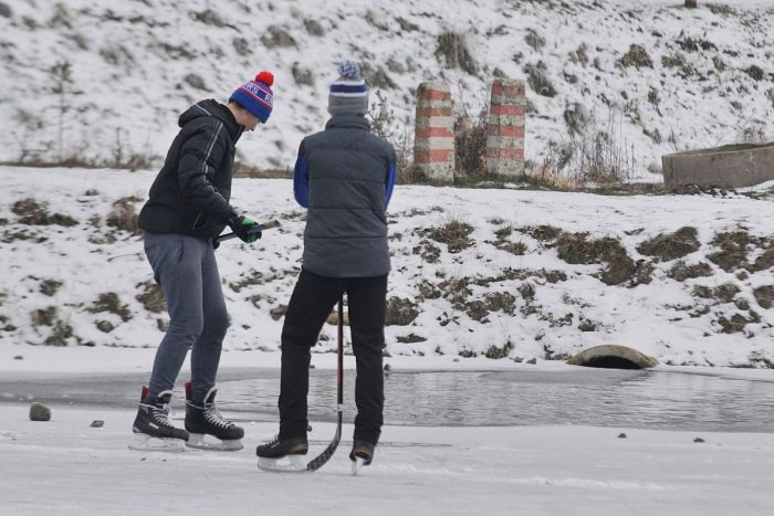 Ilustračný obrázok k článku RANNÁ ŠTVORKA: Pondelok s teplotami od -3 až po +4 stupne, oslavuje Antónia