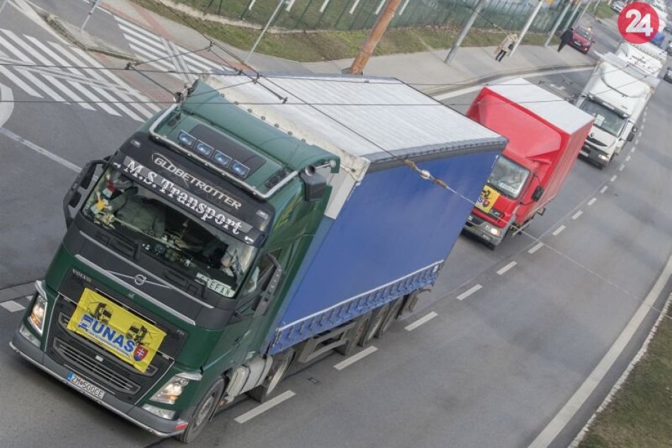 Ilustračný obrázok k článku Opäť kolaps MHD: V Bratislave meškajú niektoré linky až 40 minút