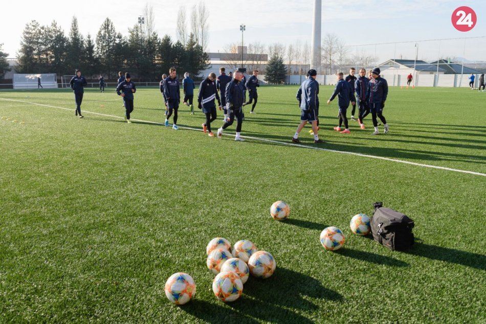 Ilustračný obrázok k článku Aktuálna situácia: ViOn bez skupinového tréningu, stále živí nádej na Európu