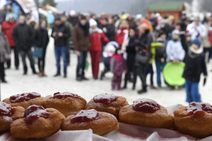 Ilustračný obrázok k článku Veselý fašiangový KVÍZ: Poznáte slovenské ľudové tradície?