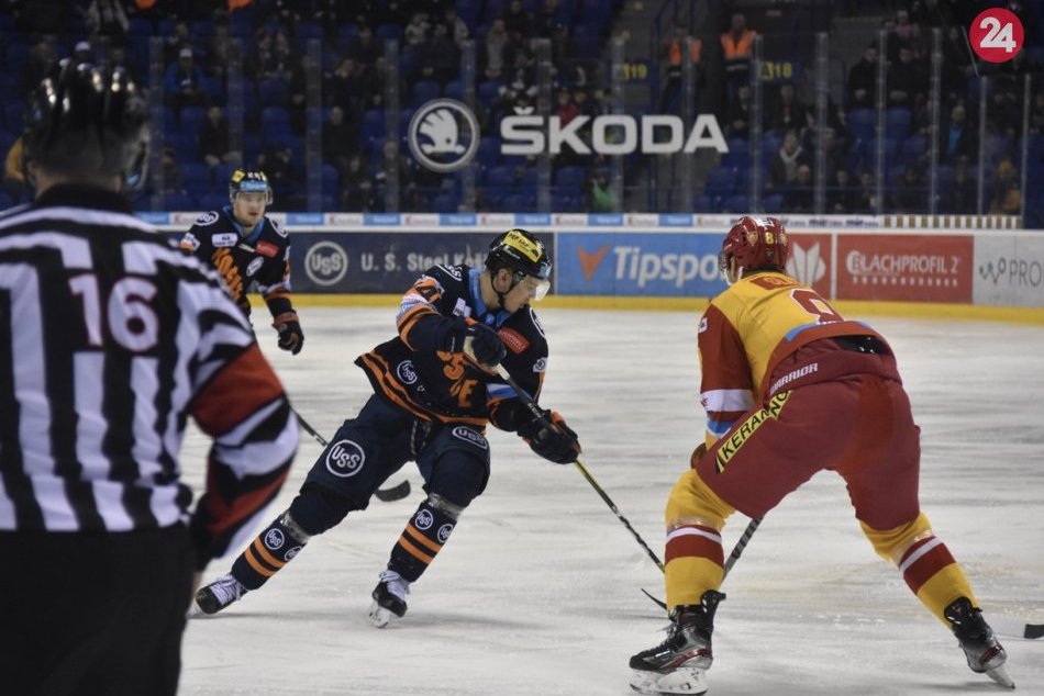 Ilustračný obrázok k článku Košice sa potrápili na domácom ľade s Trenčínom, FOTO