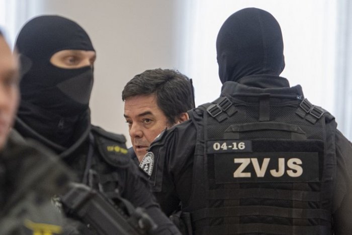 Ilustračný obrázok k článku SVET O SLOVENSKU: Proces s Kuciakovými vrahmi neukončí slovenské trápenie