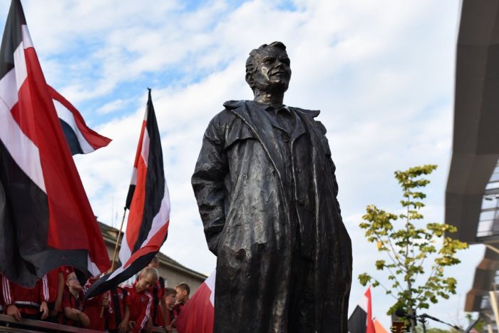 Ilustračný obrázok k článku Spartak jednoducho miloval: Pred 100 rokmi sa narodil Anton Malatinský