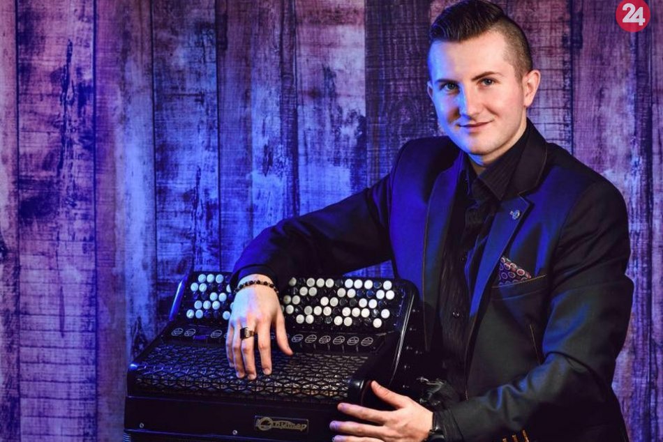 Ilustračný obrázok k článku Hip-hop s akordeónom? O bystrickom hudobníkovi píšu už aj v New Yorku, VIDEO a FOTO