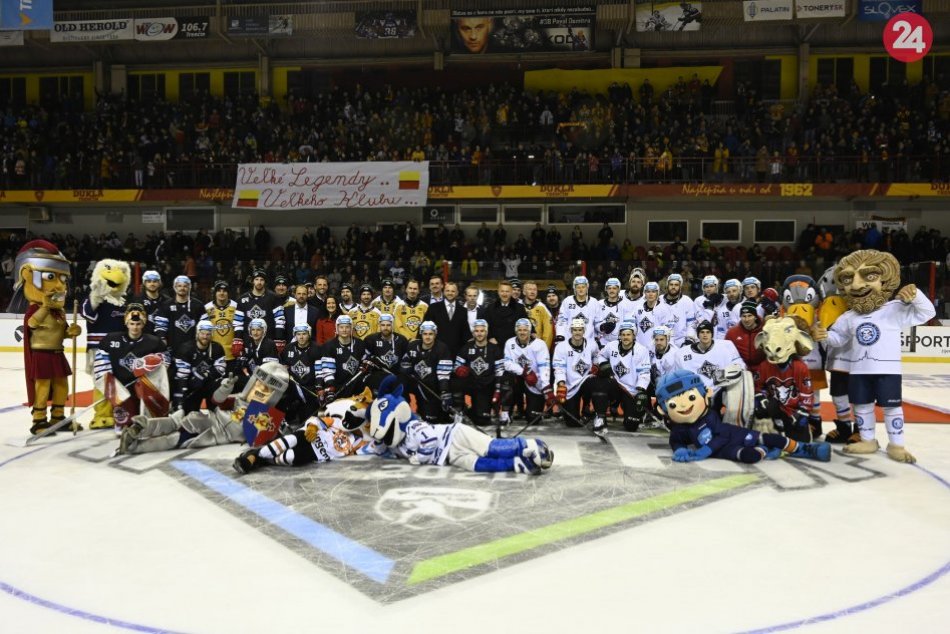 Ilustračný obrázok k článku Útočník Zámkov v drese hviezdneho Hossu: Stupka prispel dvoma gólmi, FOTO