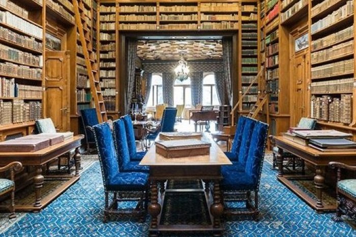 Ilustračný obrázok k článku Spoznajte jej tajomstvá: Čo ukrýva historická knižnica kaštieľa Betliar?