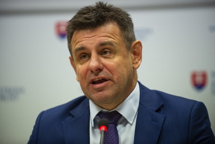 Ilustračný obrázok k článku Most-Híd má nového predsedu. Hneď sa aj pustil do SMK, kvôli Trianonu