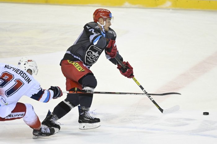 Ilustračný obrázok k článku Vojaci si pootvorili dvierka pre nové posily: V Trenčíne skončil skúsený útočník