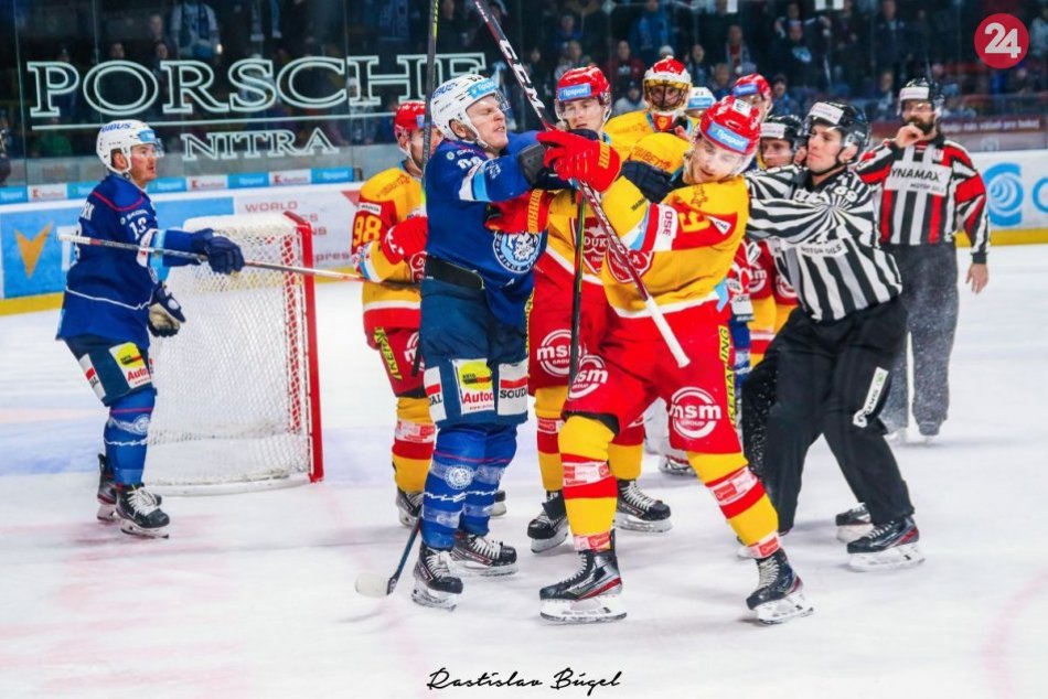 Ilustračný obrázok k článku Nitra nestačila na Trenčín: Doma inkasovala päť gólov