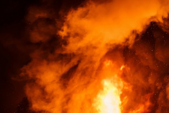 Ilustračný obrázok k článku Pri požiari dreveníc zasahovalo 14 hasičov a tri kusy techniky