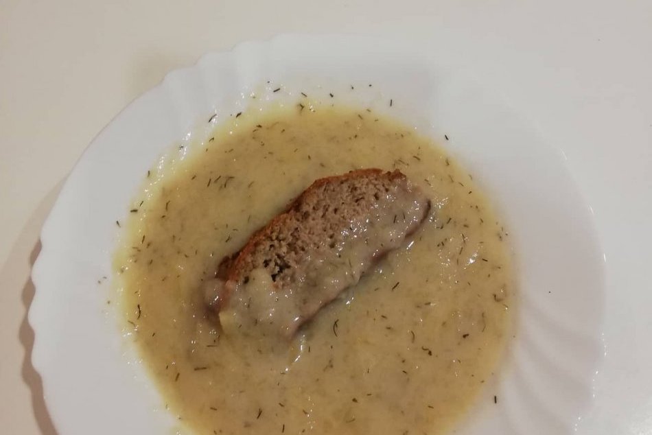 Ilustračný obrázok k článku Výživová poradkyňa ostala zdesená: Týmto kŕmia matky po pôrode?!