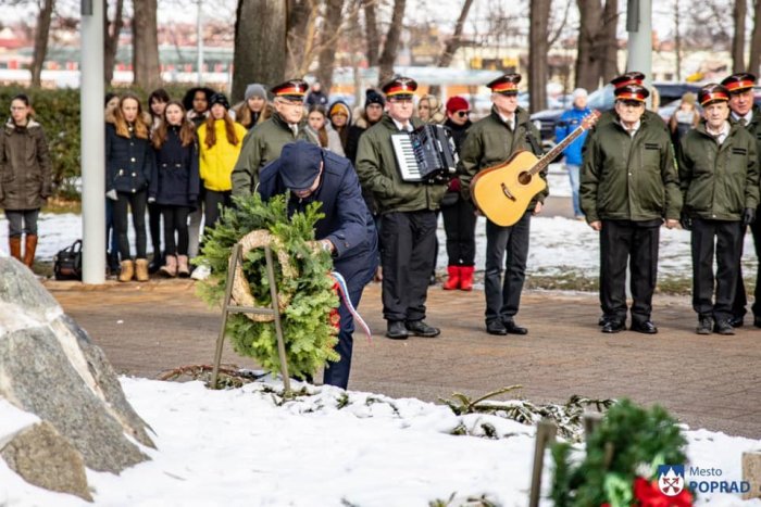 Ilustračný obrázok k článku Uctili si pamiatku padlých: Oslavy 75. výročia oslobodenia v Poprade v OBRAZOCH