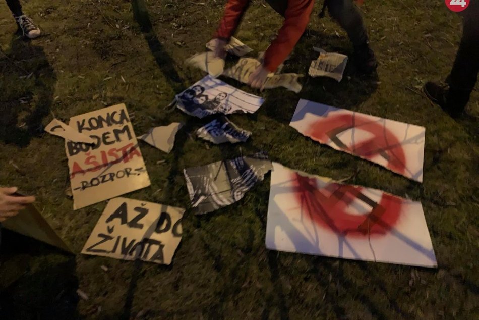 Ilustračný obrázok k článku Pre incident po mítingu ĽSNS podal kandidát PS/Spolu trestné oznámenie