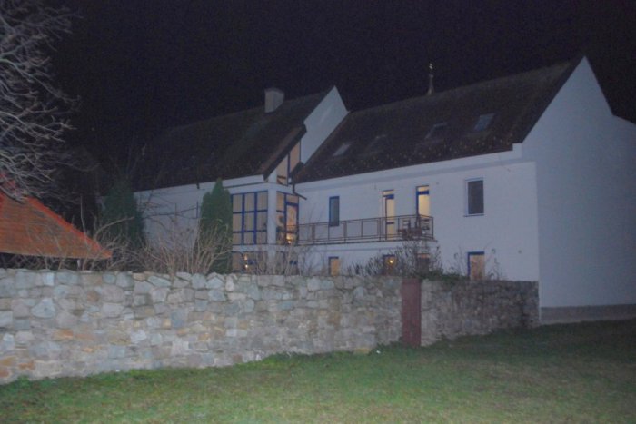 Ilustračný obrázok k článku Dlhoprstým nie je nič sväté: Zamerali sa na vykrádanie farských úradov