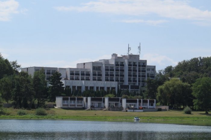 Ilustračný obrázok k článku Vládu zaujíma penzión na Šírave: Plánuje výdavky za viac ako 7,77 milióna eur