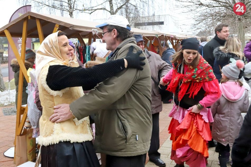 Ilustračný obrázok k článku Pri Bystrici budú FAŠIANGY ako sa patrí: Chýbať nebude zabíjačka, masky ani ľudovky