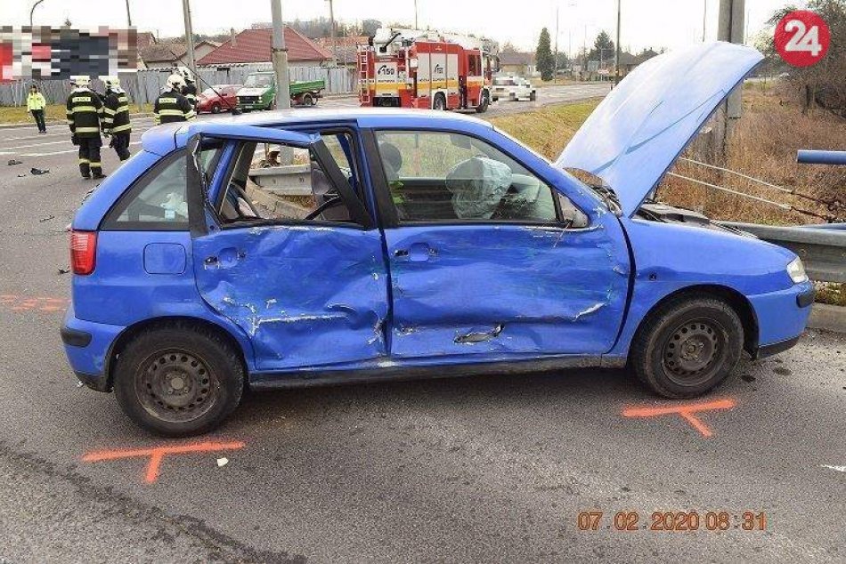 Ilustračný obrázok k článku VÁŽNA NEHODA na križovatke: Ťažko zranené dievčatko (6) odvážal vrtuľník, FOTO