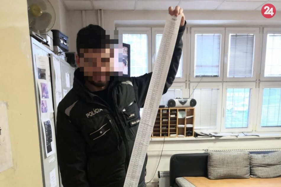 Ilustračný obrázok k článku To je teda účet: Žena (28) chcela s plným košíkom utiecť, riaditeľ ju stopol, FOTO