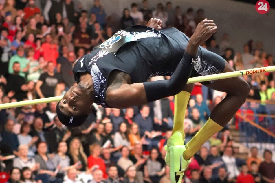 Ilustračný obrázok k článku Banskobystrická latka s prvými potvrdenými menami: Čím sa ešte môže pochváliť?