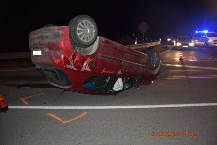 Ilustračný obrázok k článku Hrozivá nehoda na Zemplíne: Polícia zverejnila VIDEO ako z akčného filmu