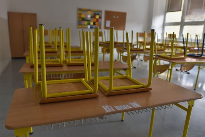 Ilustračný obrázok k článku Koronavírus na bystrickej škole: Pozitívne testovaní boli 2 žiaci