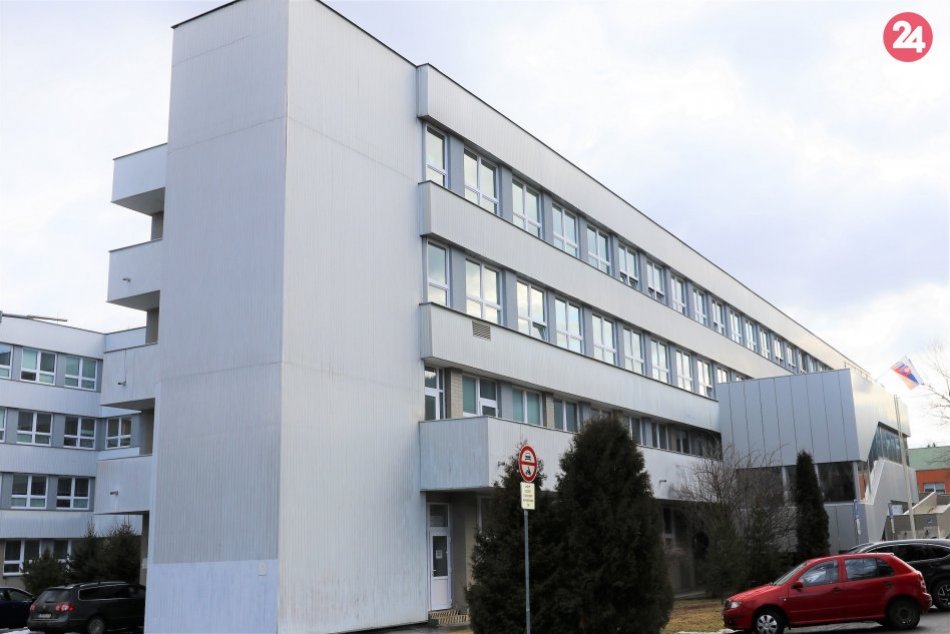 Ilustračný obrázok k článku Očná lekárka na dôchodku a je problém: Takto to vyriešili v Liptovskom Hrádku, FOTO