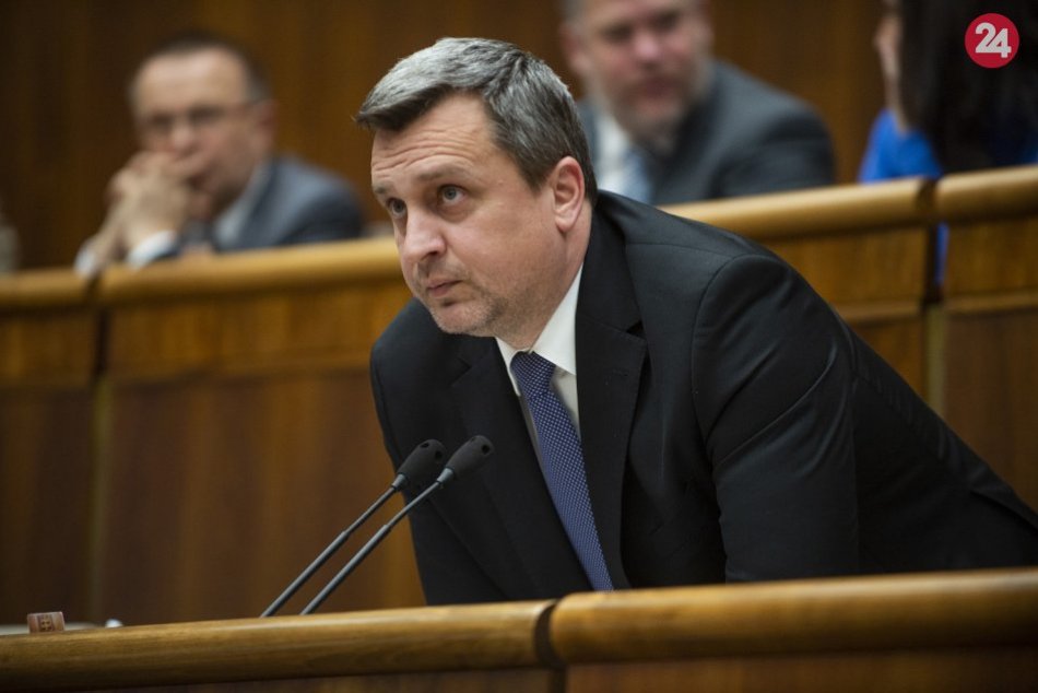 Ilustračný obrázok k článku Bodovali u nás aj Danko či Harabin: TOP 30 krúžkovaných mien z nášho okresu