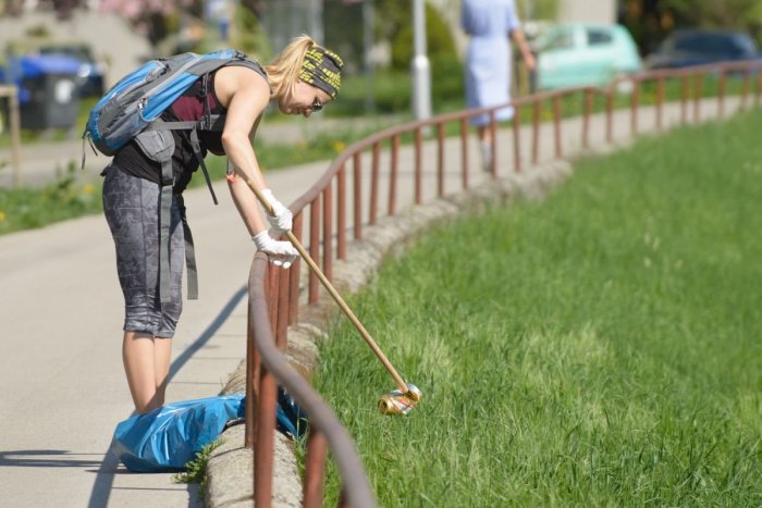 Ilustračný obrázok k článku Dobrovoľníci vybehnú do ulíc: Zapoja sa do svetového podujatia a upracú Topoľčany