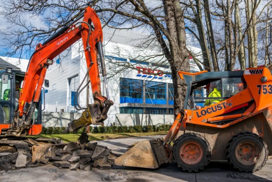 Ilustračný obrázok k článku Zvolenčania, pripravte sa na nové obmedzenie: Úplne uzavrú ďalšiu časť námestia