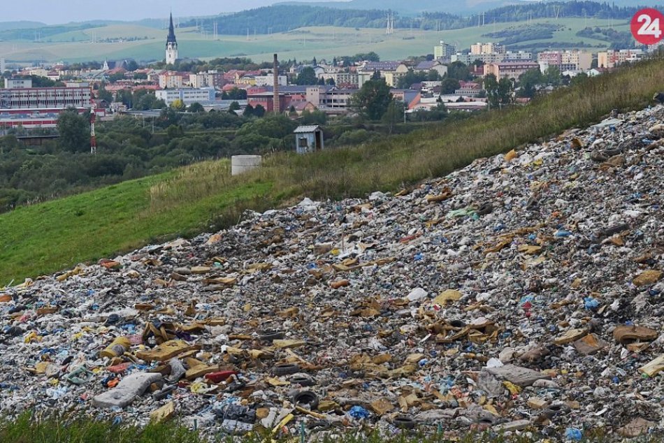 Ilustračný obrázok k článku Práce pre ľudí a peniaze pre zdravšie Slovensko: Greenpeace vyzvala Budaja na "zelenú"