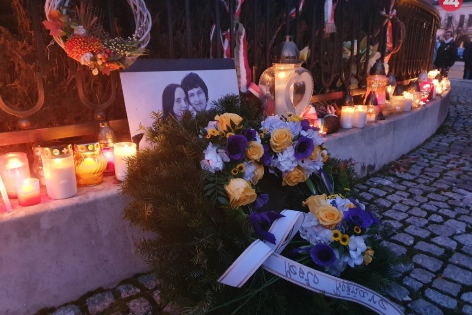Ilustračný obrázok k článku Od vraždy Jána a Martiny uplynie 6 rokov: Spomínať bude aj Nitra