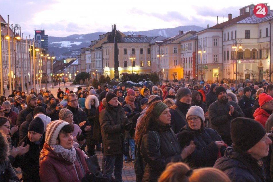 Ilustračný obrázok k článku Na čo chce mesto míňať PENIAZE? Bystričania majú ŠANCU posvietiť si na plány poslancov