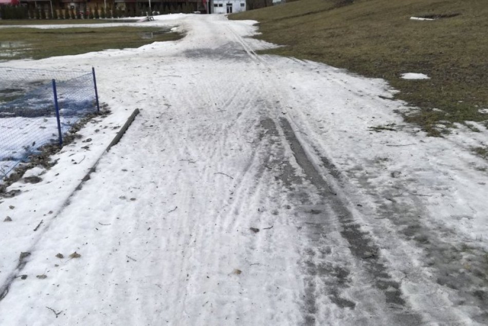 Ilustračný obrázok k článku Chystali ste sa prázdninovať na bežkách? Využite poslednú možnosť na kúpalisku, FOTO